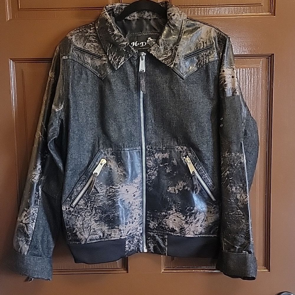H&D Classic Leather Blk/tan acid washed leather jacket with blk denim Size L
